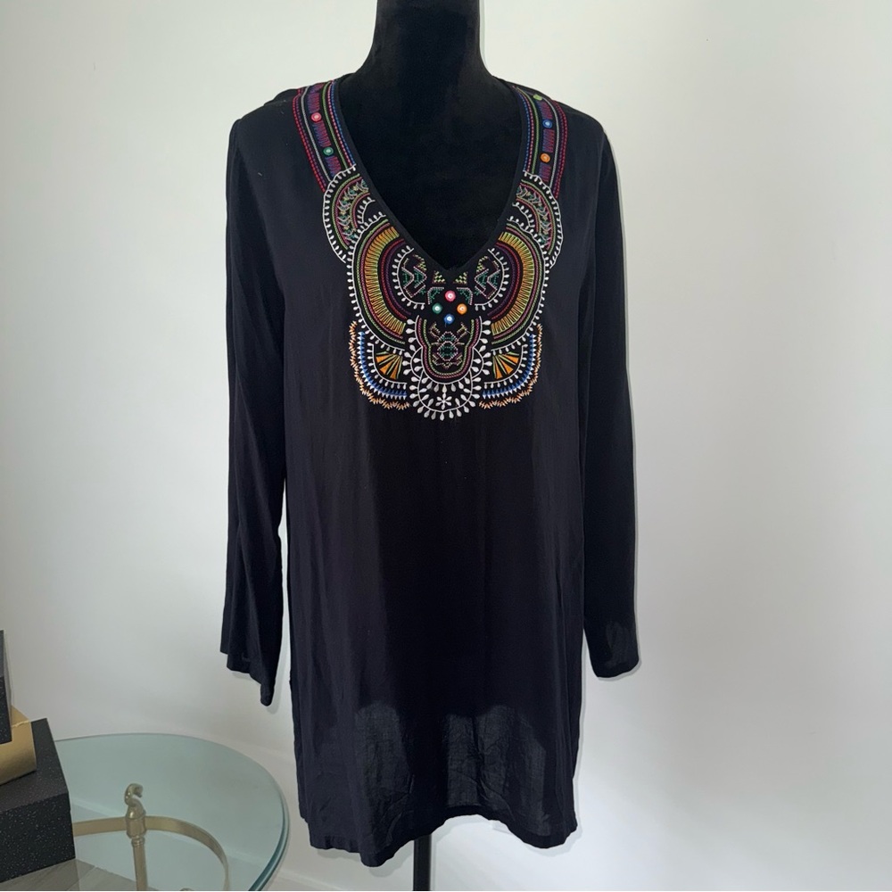 La Blanca Embroidered Swim Cover Up Medium